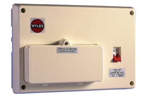 Wylex 100A Insulated 6 Way Consumer Unit_base